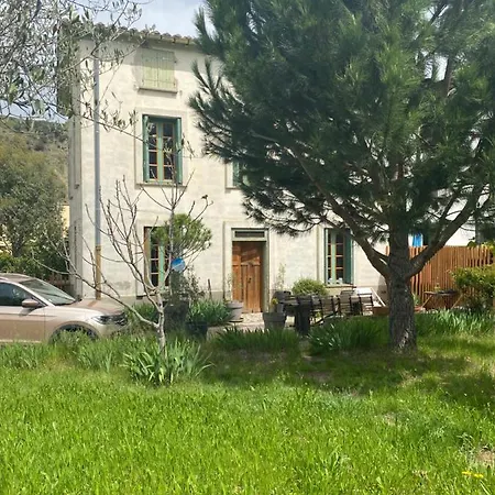 Maison De Famille